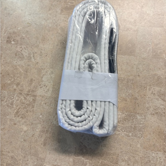 White Martial Arts Belt - Picture 4 of 4